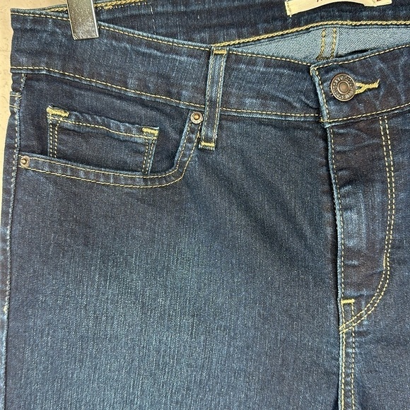 NWOT Levi's 711 Skinny Jeans Size 29 - Picture 4 of 15